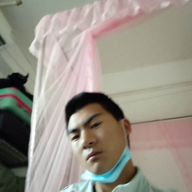 健壮蹁跹手链的照片