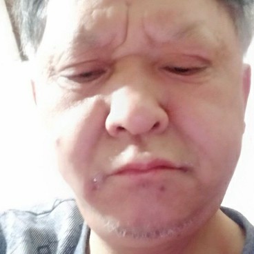 董浜良良的照片
