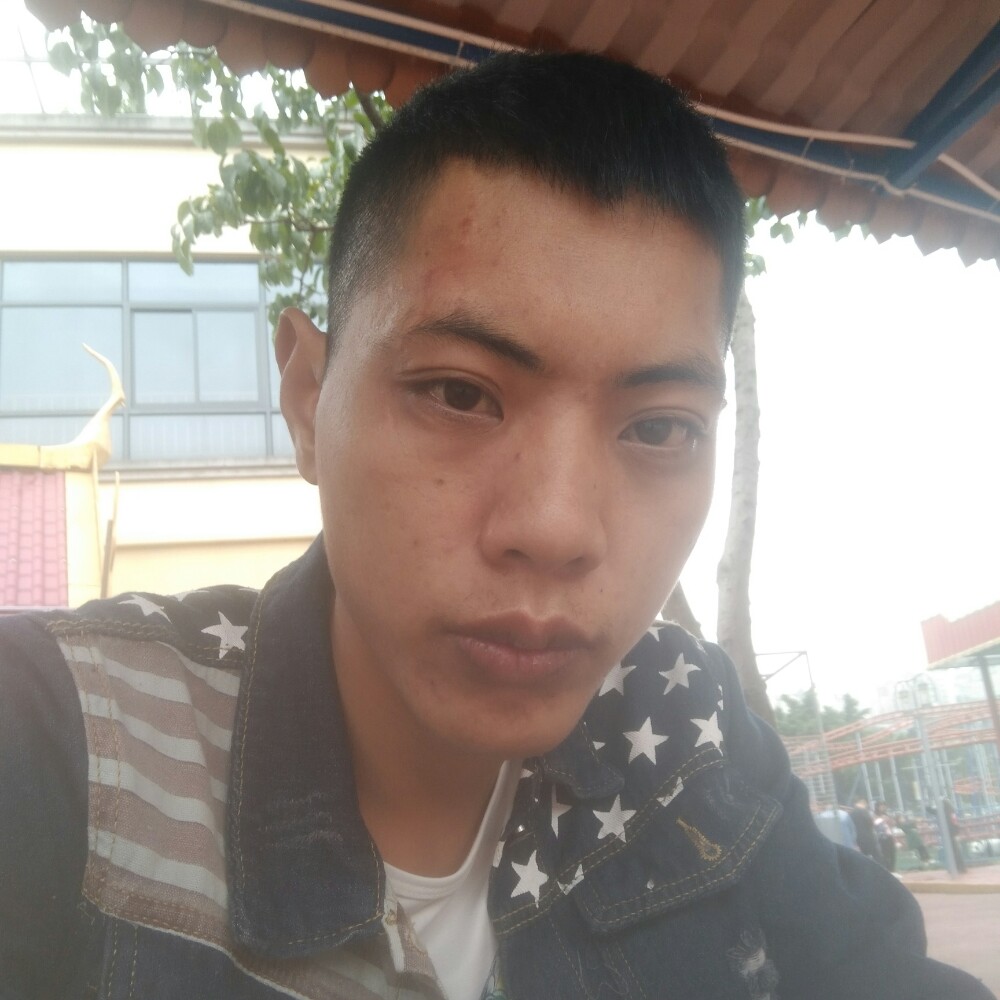 陈登亮的照片