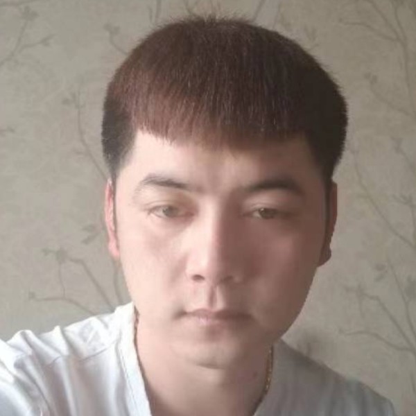 鱼那冷静的照片