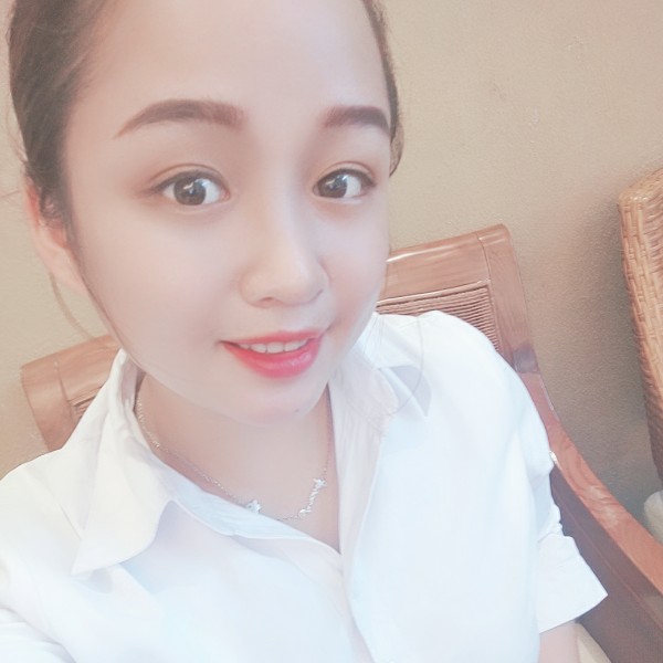 高傲君的照片