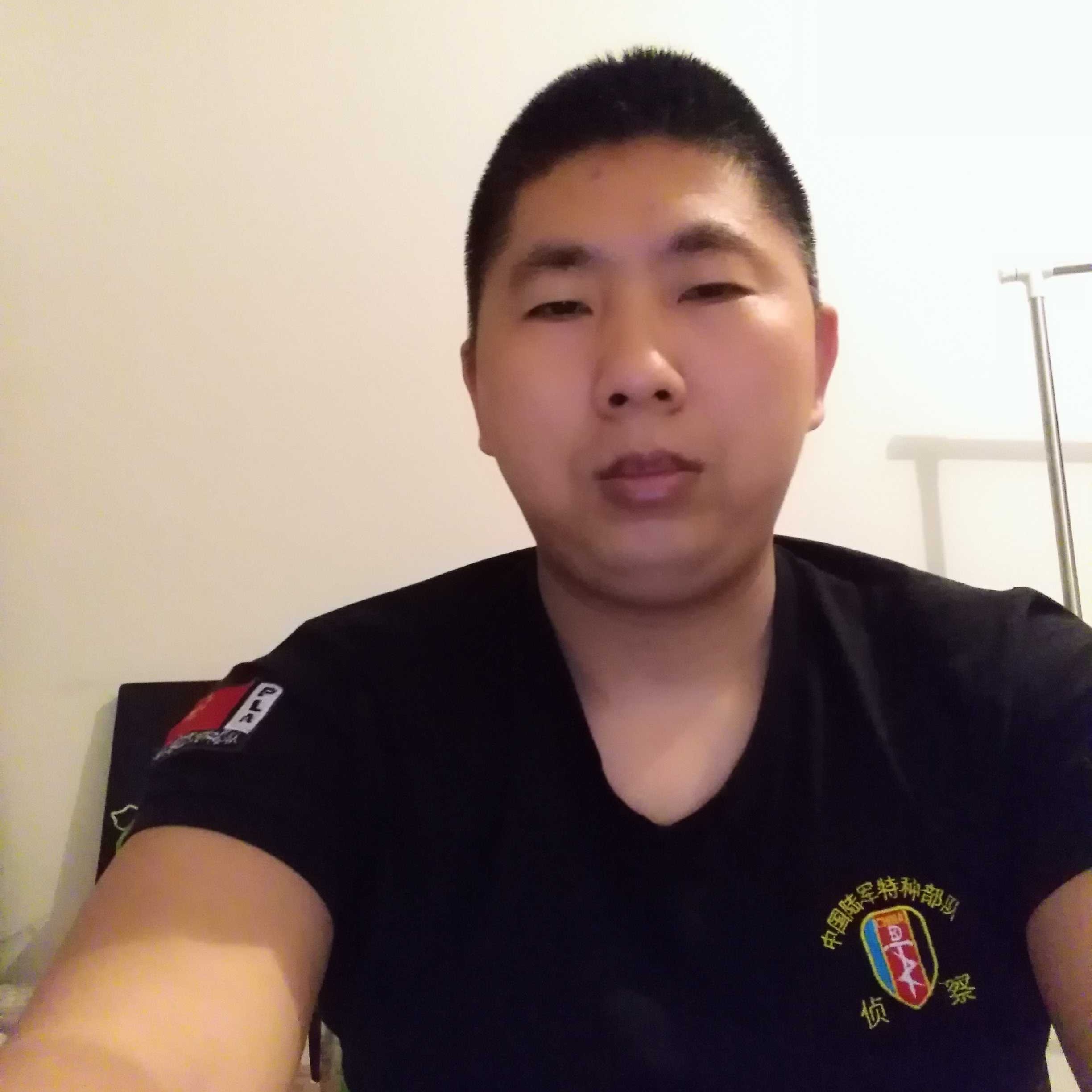 雨迎土豪的照片