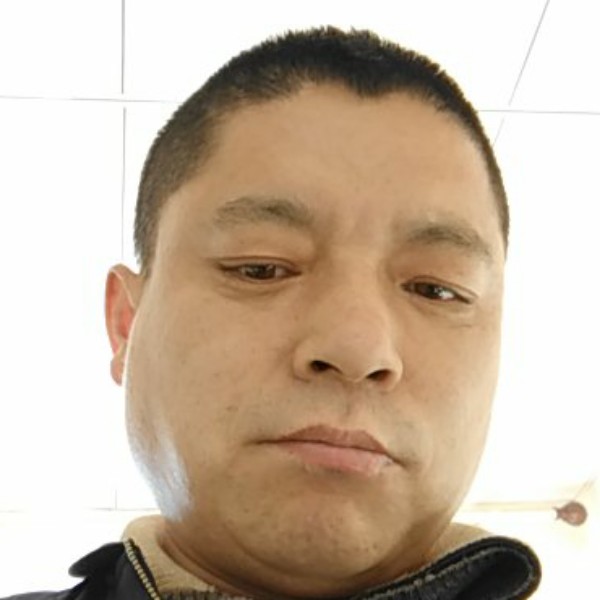 饿晕的寂寞的照片