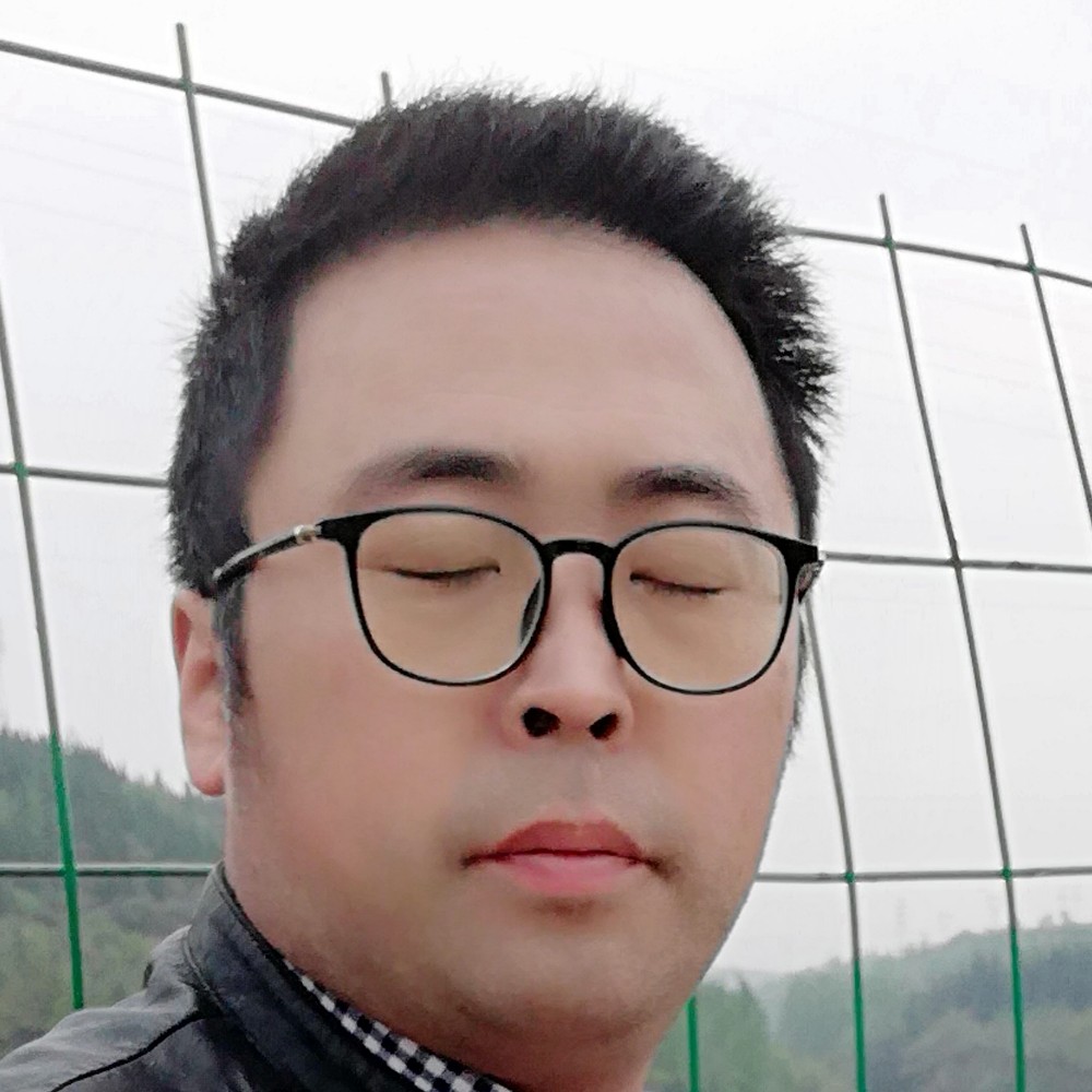 怕孤单挽手秋颜的照片