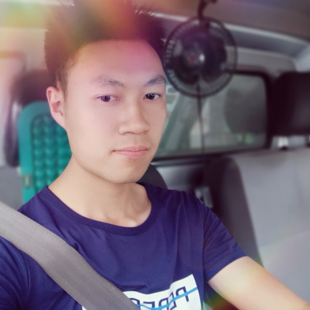 壹玖玖贰的照片