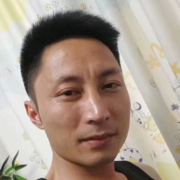 彼岸爱笑的照片
