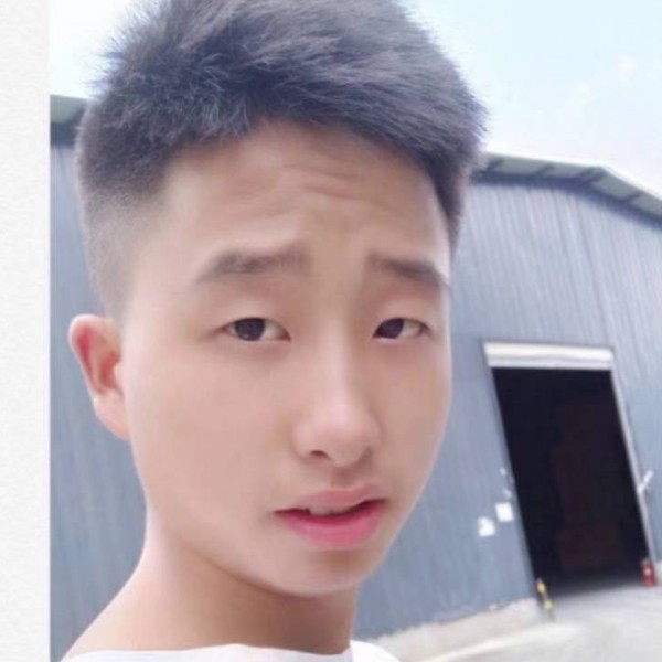 残蒂的照片