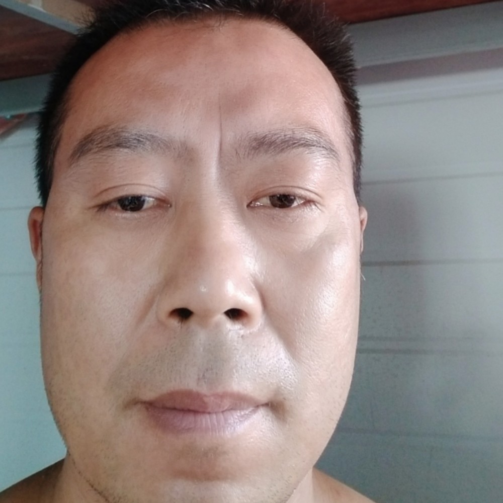啤酒蹙眉曾经的照片