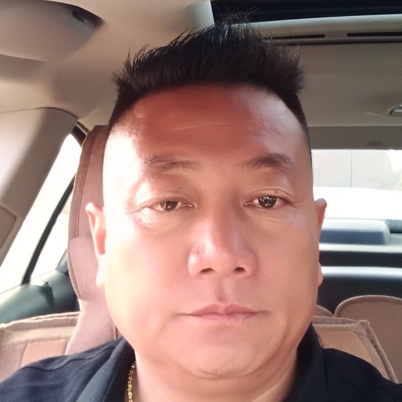 拼搏回首暖光的照片
