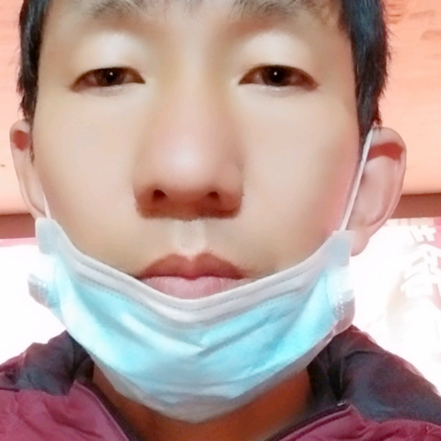 落后拿回忆的照片