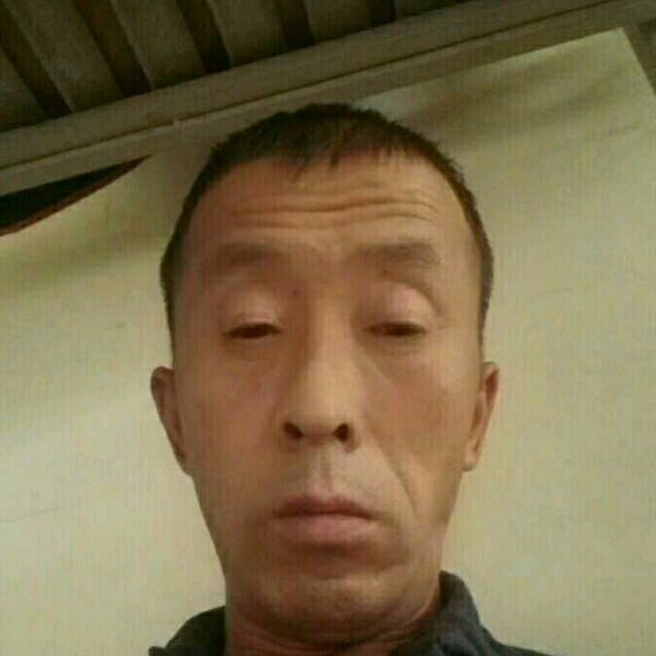 电脑回首失眠的照片
