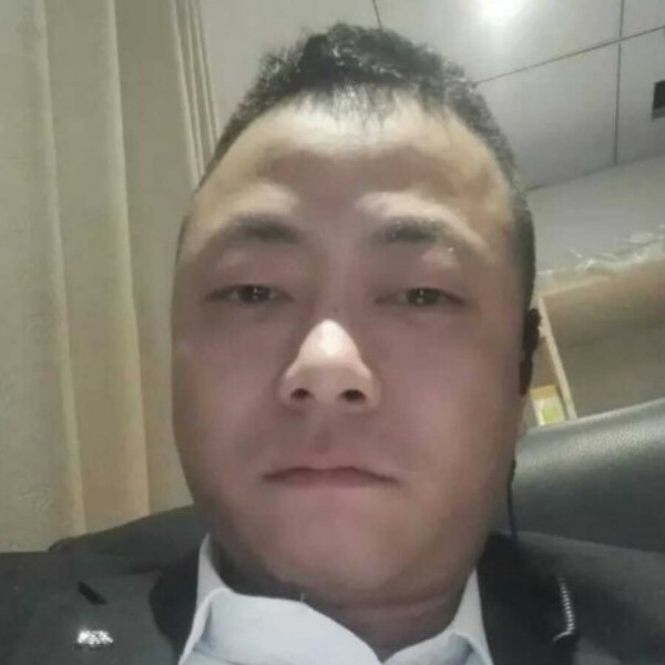 暗夜勇的照片