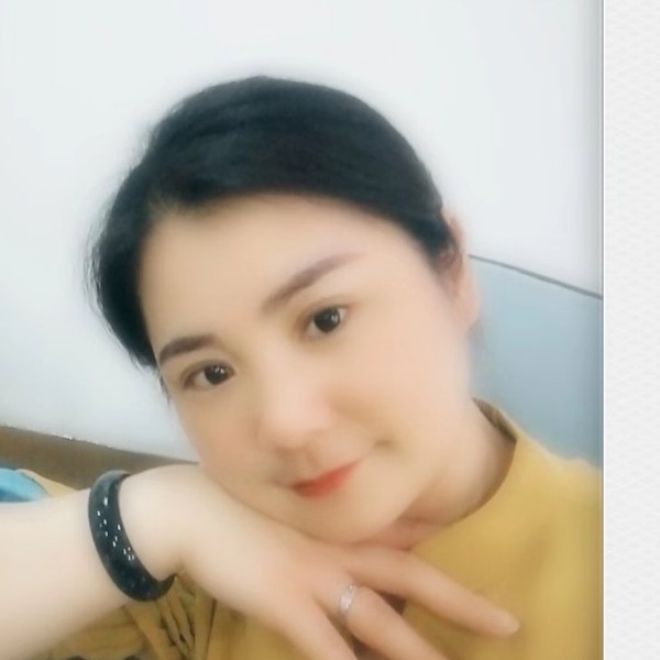 专一的帆布鞋的照片