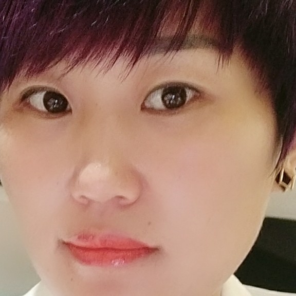 优姬娅的照片
