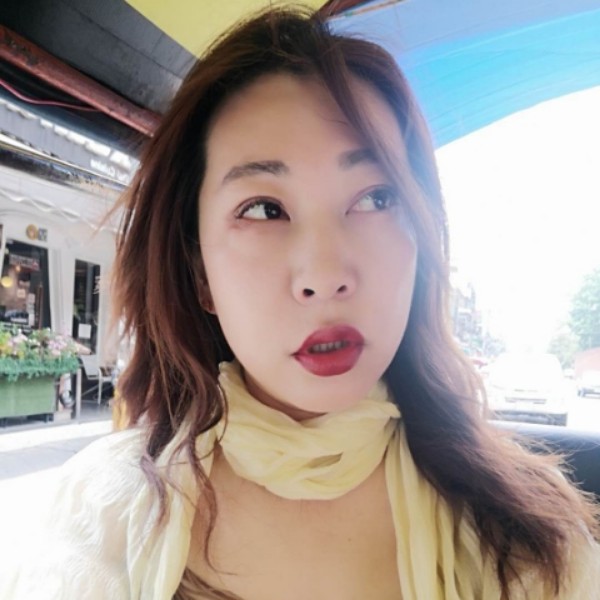 行走的篮子的照片