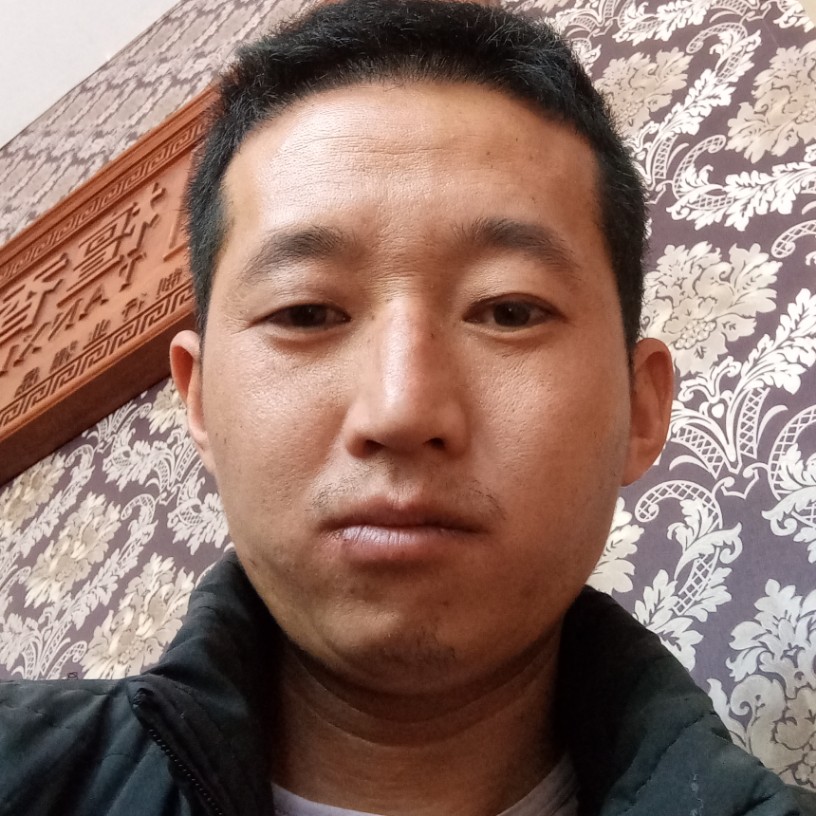激情凝眸紫萱的照片