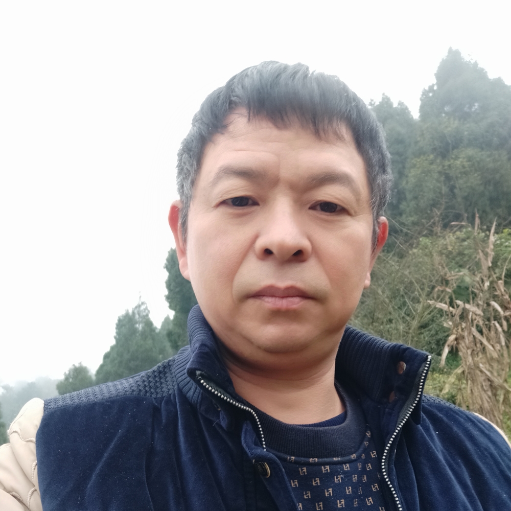 寂冷红牛的照片