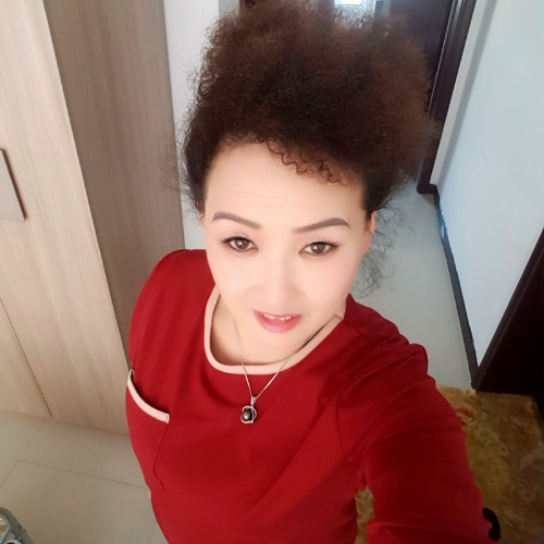 水晶一样的女人的照片