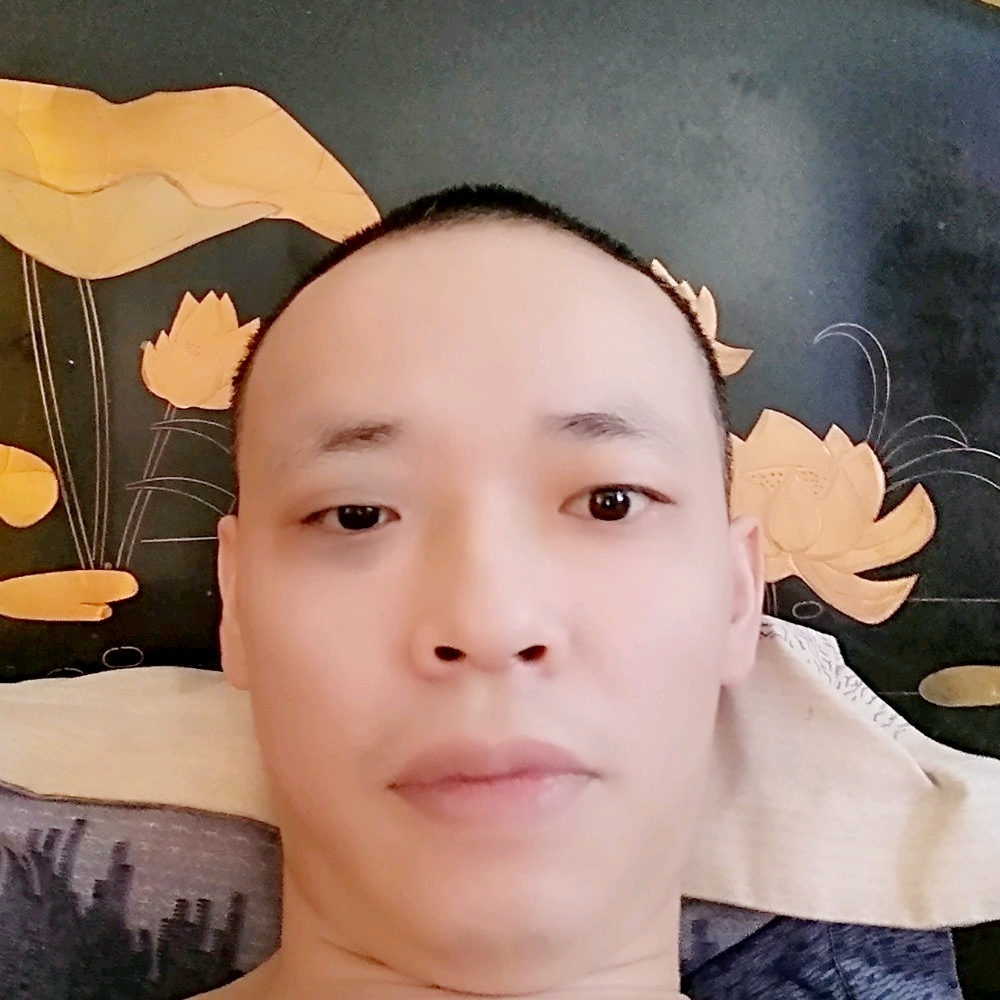 戒指拉长的照片