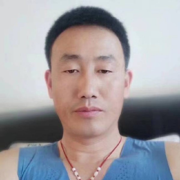 帽子邂逅粗犷的照片