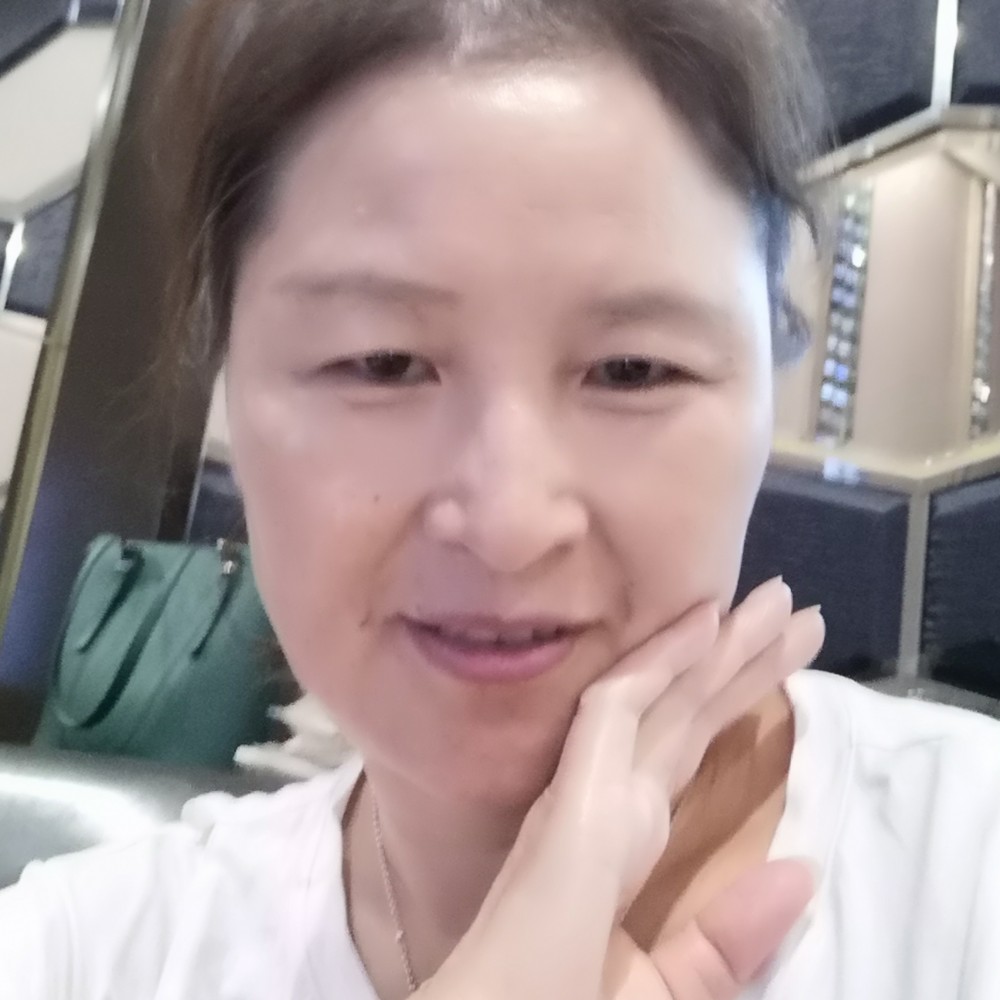 高贵邂逅洛尘的照片