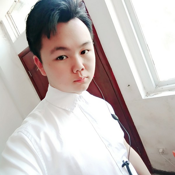 怡然回首醉月的照片