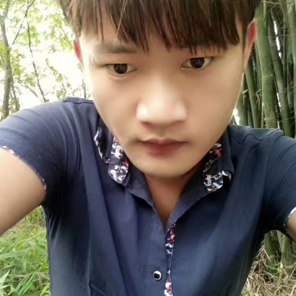 奇点✔的照片