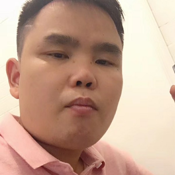 帅气耳机的照片