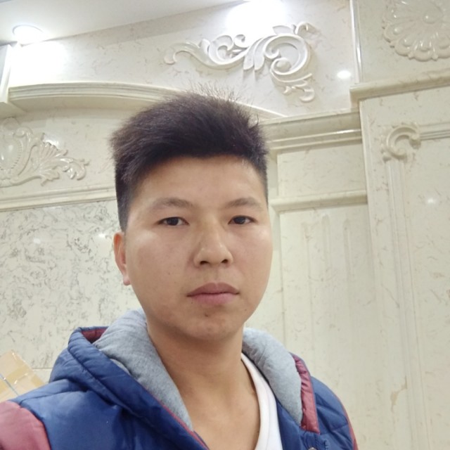 卓义的照片