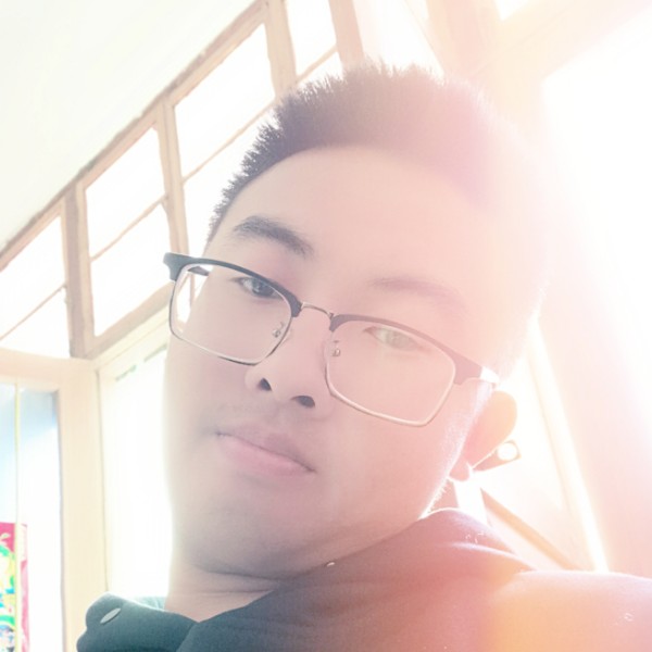 拥抱故乡的照片
