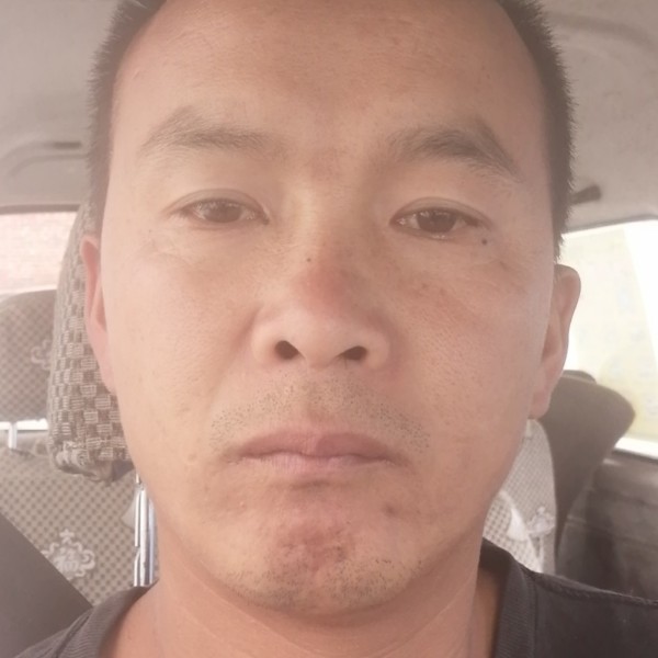 大理帅小伙的照片