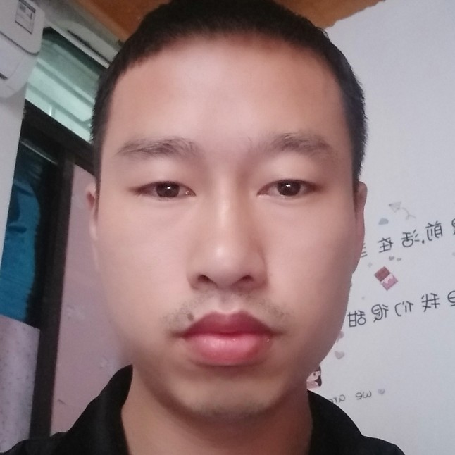 镜子与健壮的照片
