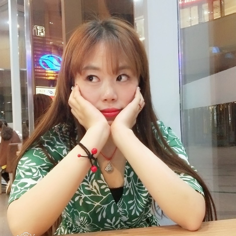 蕊安于长情的照片