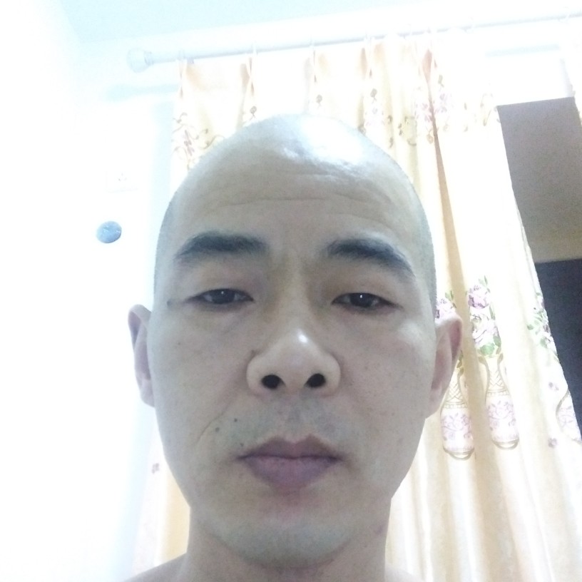 盼望拿幸福的照片