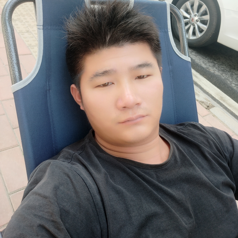 不会花言巧语的人的照片