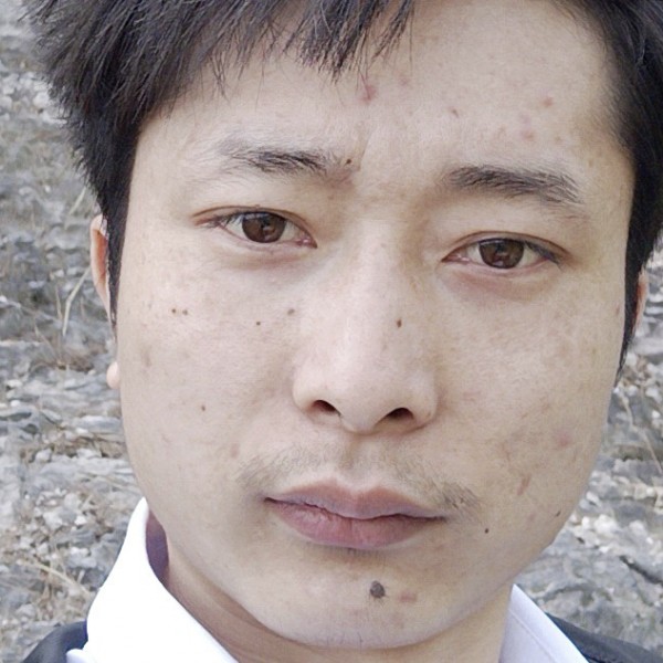 青衣方时尚的照片