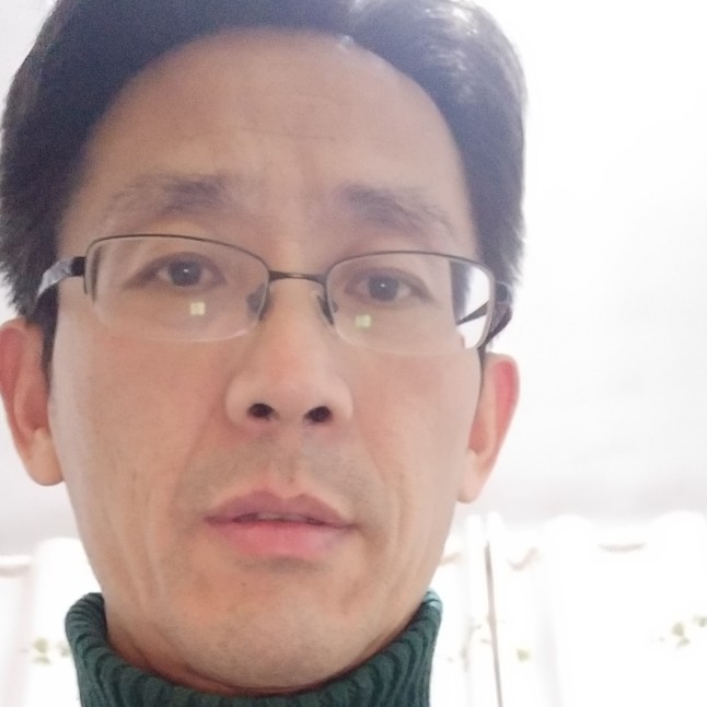 成熟清秀的照片