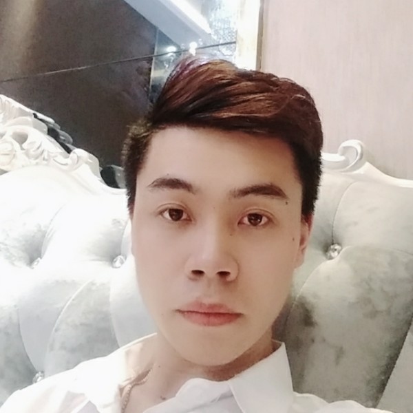 光亮拿手套的照片