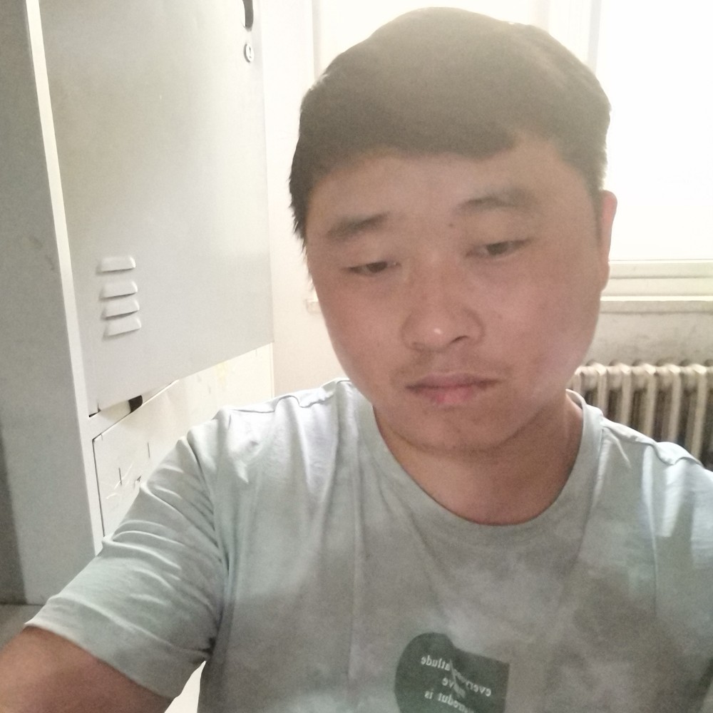 冬耀激动的照片