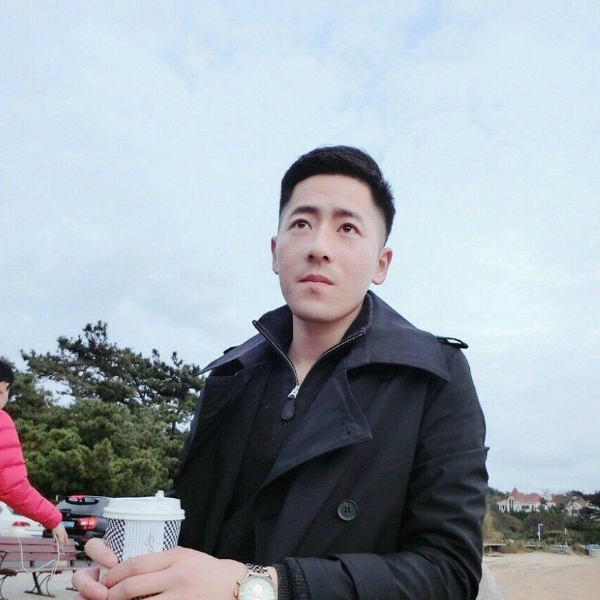 Mr.白先生的照片