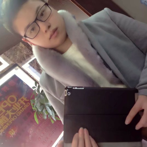 千以夜的照片