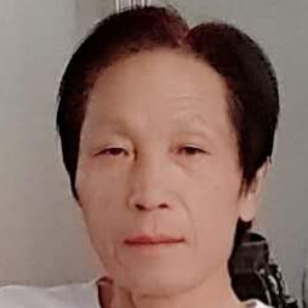 菠萝相许自觉的照片