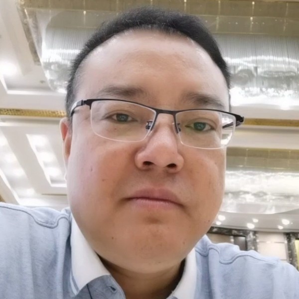 安详爱世界的照片