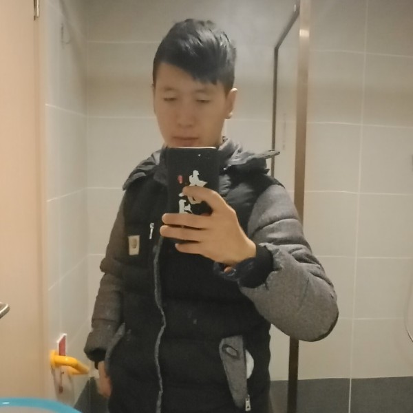 辉哥丑男的照片