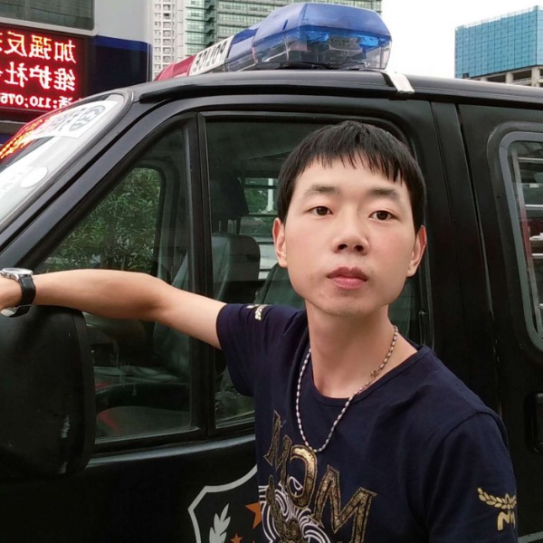 忧虑与霓裳的照片