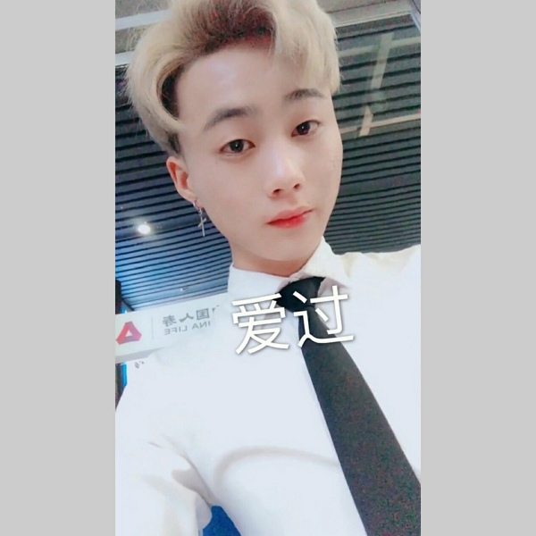 色 彩 玩 家的照片