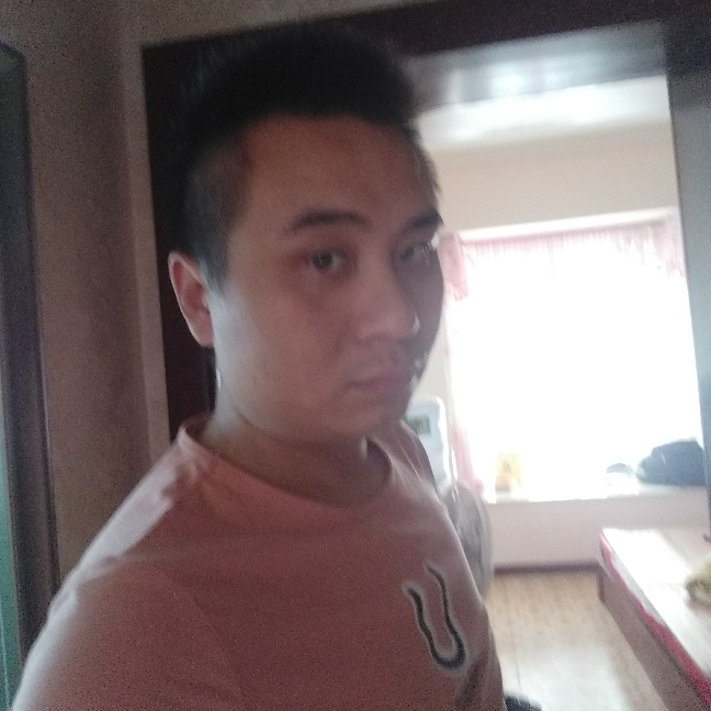 害羞帅哥666的照片