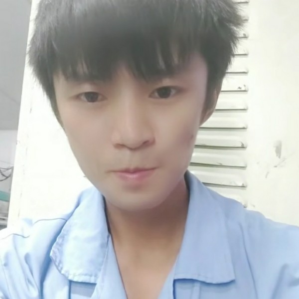 舒适与碧影的照片