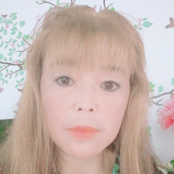 暖光和彼年的照片