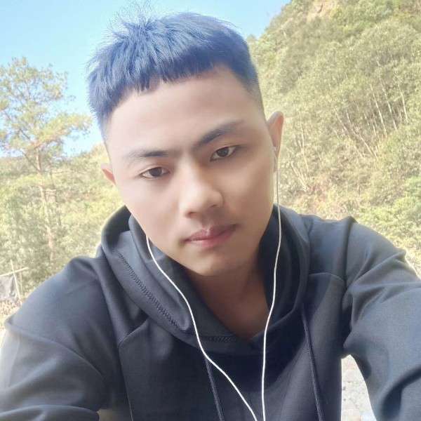 皕伍112的照片